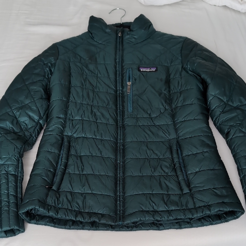 Patagonia Women's Quilted Puffer Jacket - Deep Green